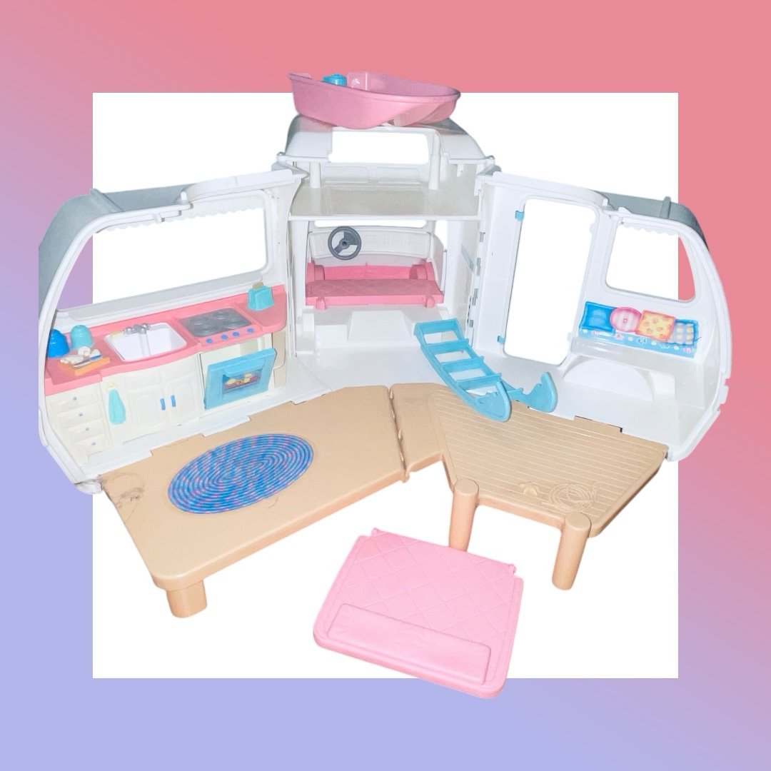 Fisher price RTV CAMPER with accessories dollhouse loving family