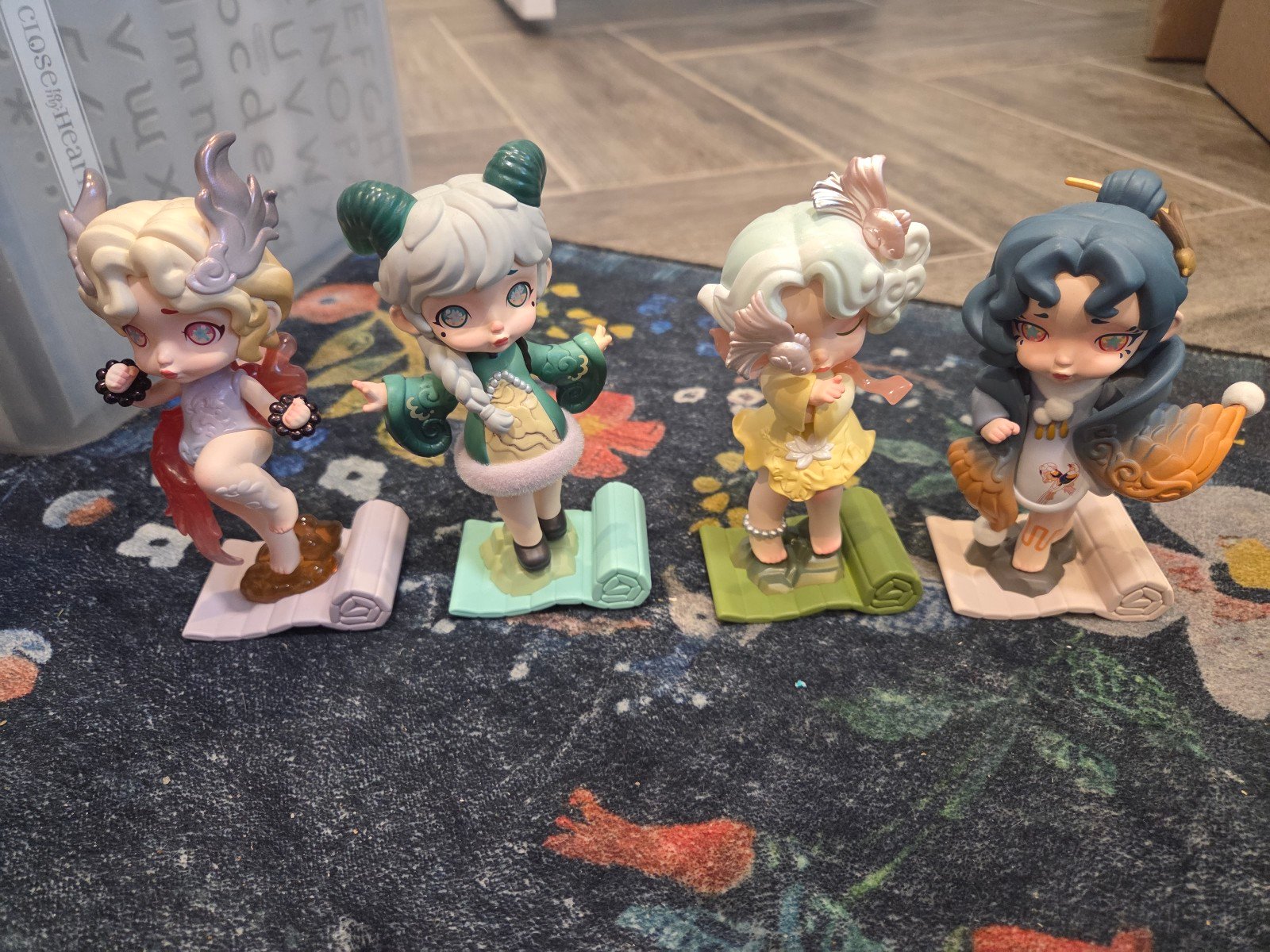 Laura Mystical Book - set of 4