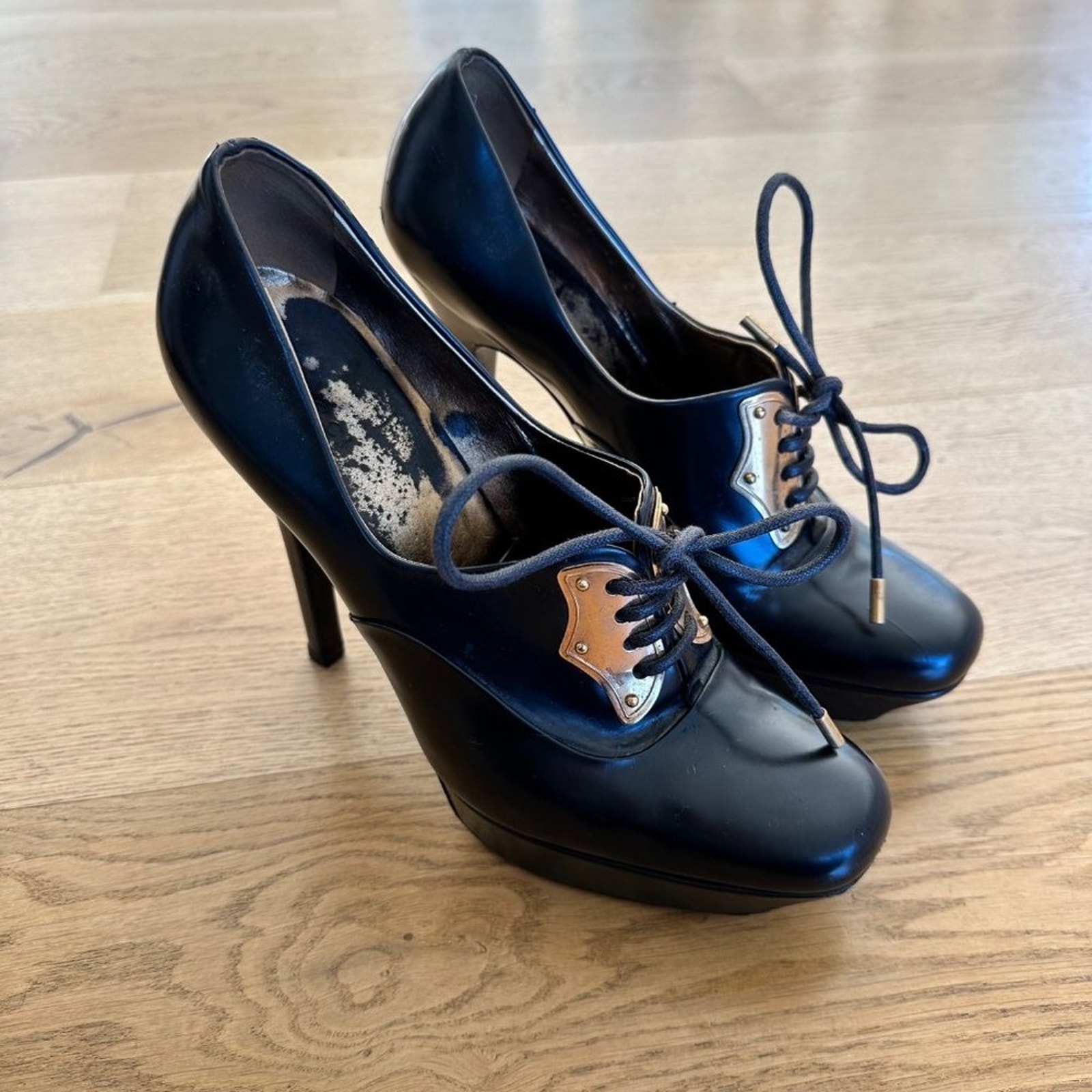 Gucci Vintage Leather Ankle Boots with Gold Lace Plate in Black