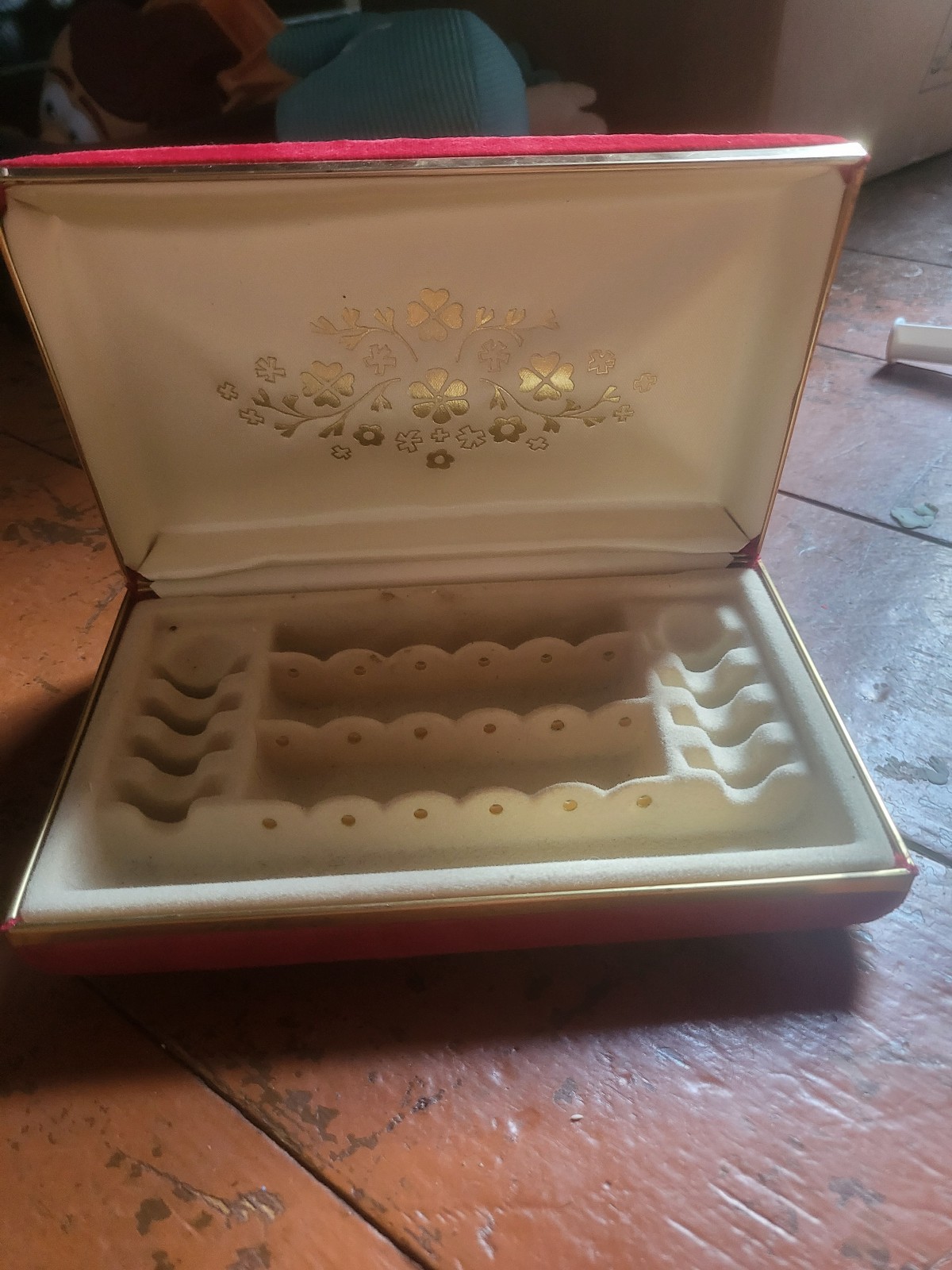 Vintage Jewelry Box