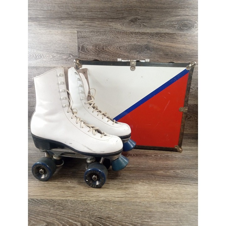Vintage White Roller Derby Skates Size 7 w/ Carrying Case