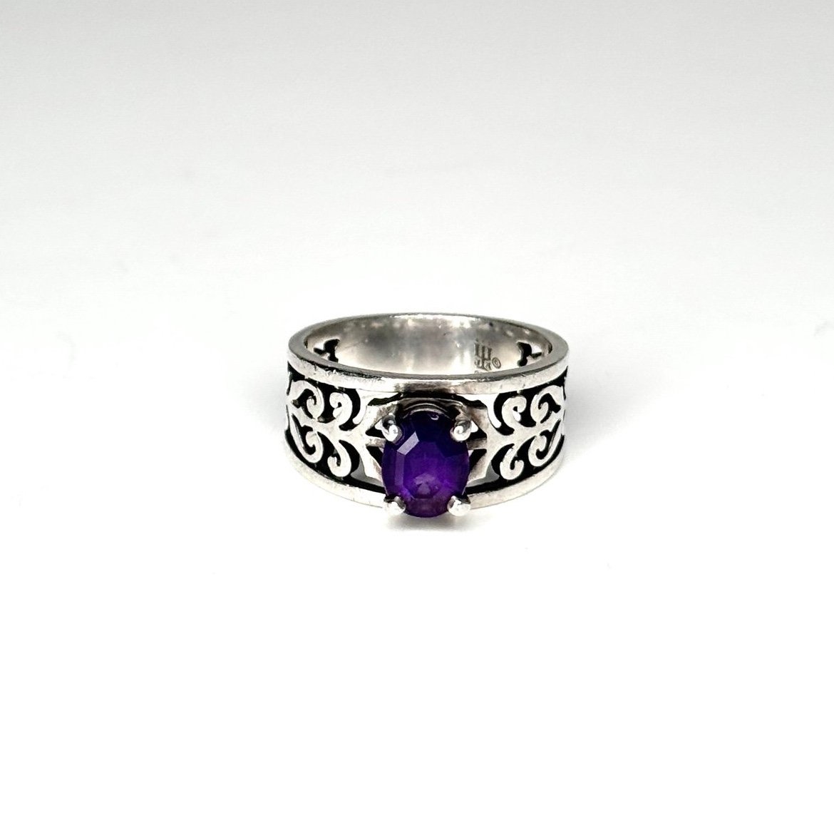 James Avery 925 Sterling Amethyst Adoree Gemstone Ring