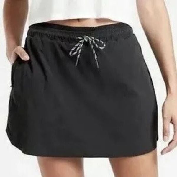NWT athleta trekkie skort black size 10