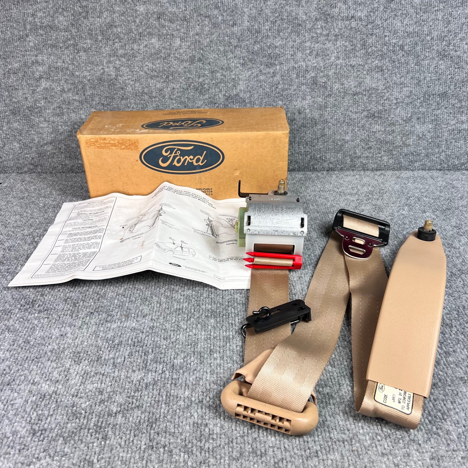 VTG 1994-1997 FORD WINDSTAR OEM DRIVERS SIDE SEAT BELT TAN COLOR NEW OLD STOCK