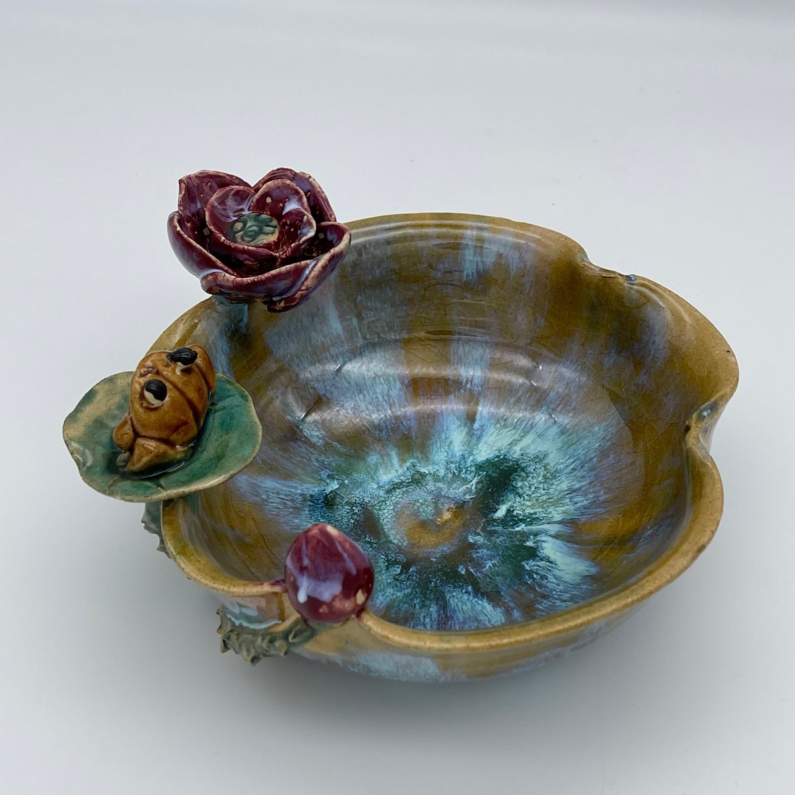 Vintage Majolica Style Free Form Bowl Frog on a Lily Pad and Flowers Unmarked