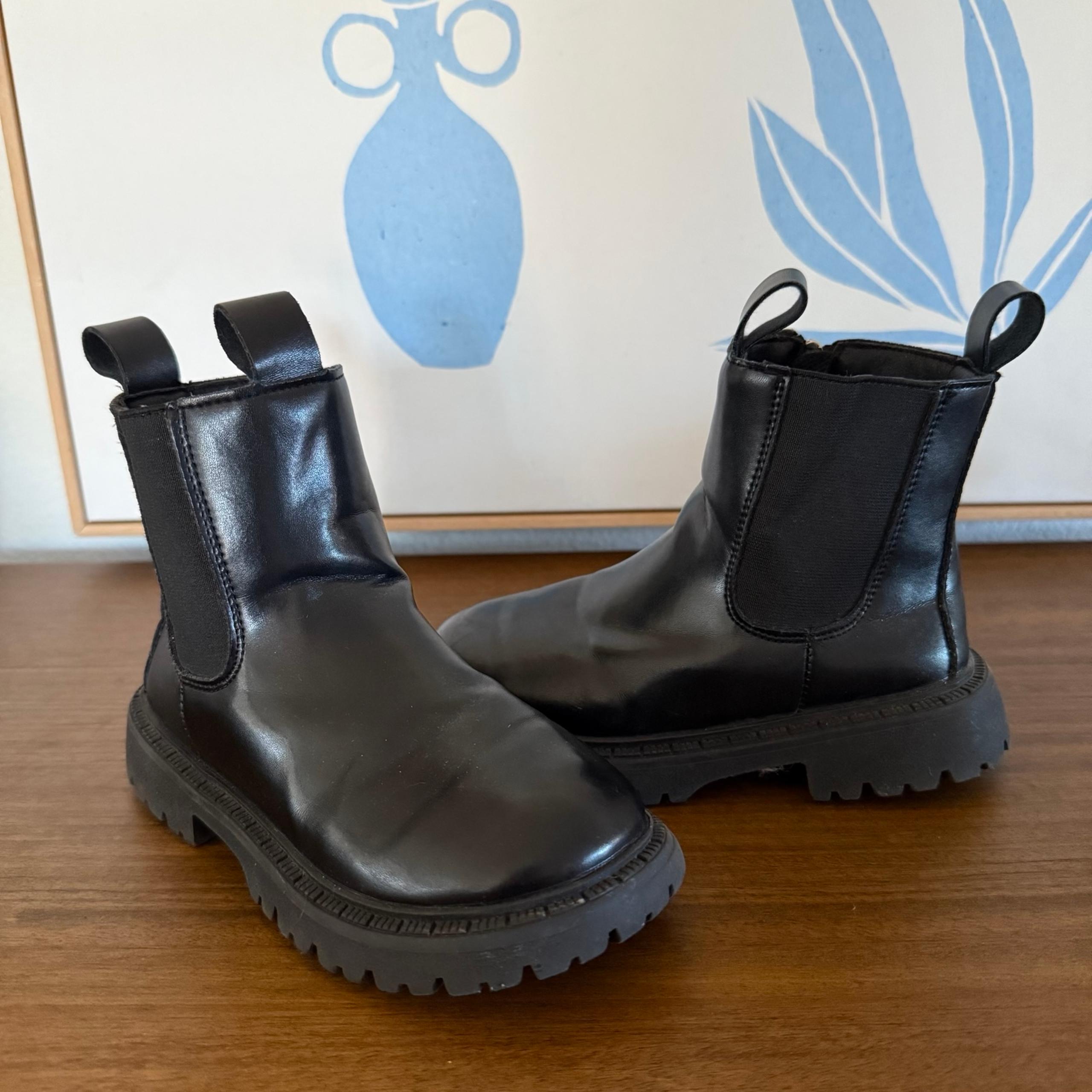 Amazon Faux Leather Black Chelsea Boots Toddler Girls Kids Shoe Size 11.5