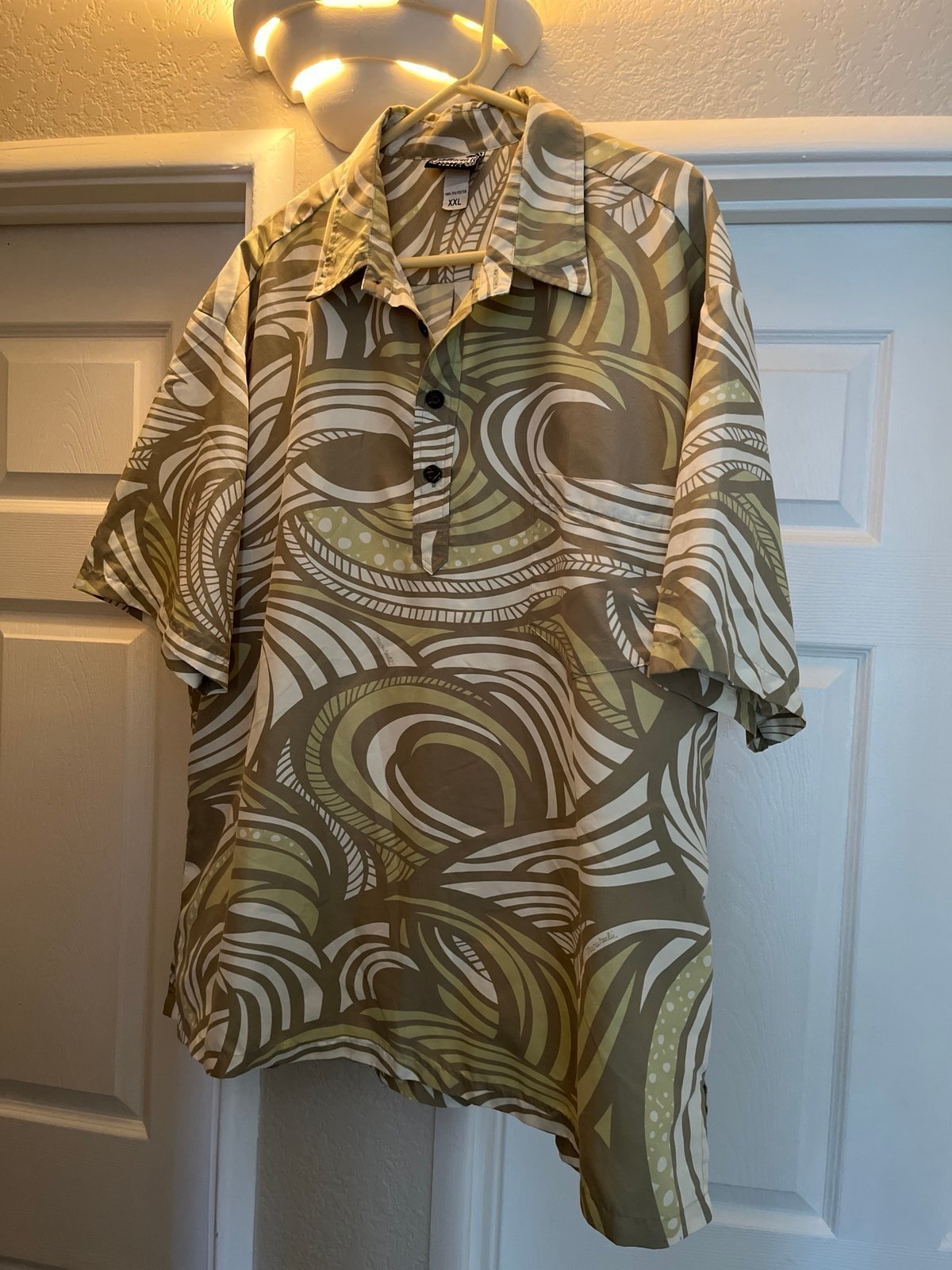 Manuhealii aloha shirt