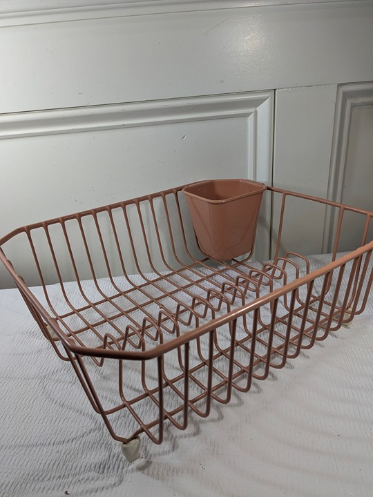 Rubbermaid Wire Dish Drainer Drying Rack Silverware Caddy Pink Coated metal