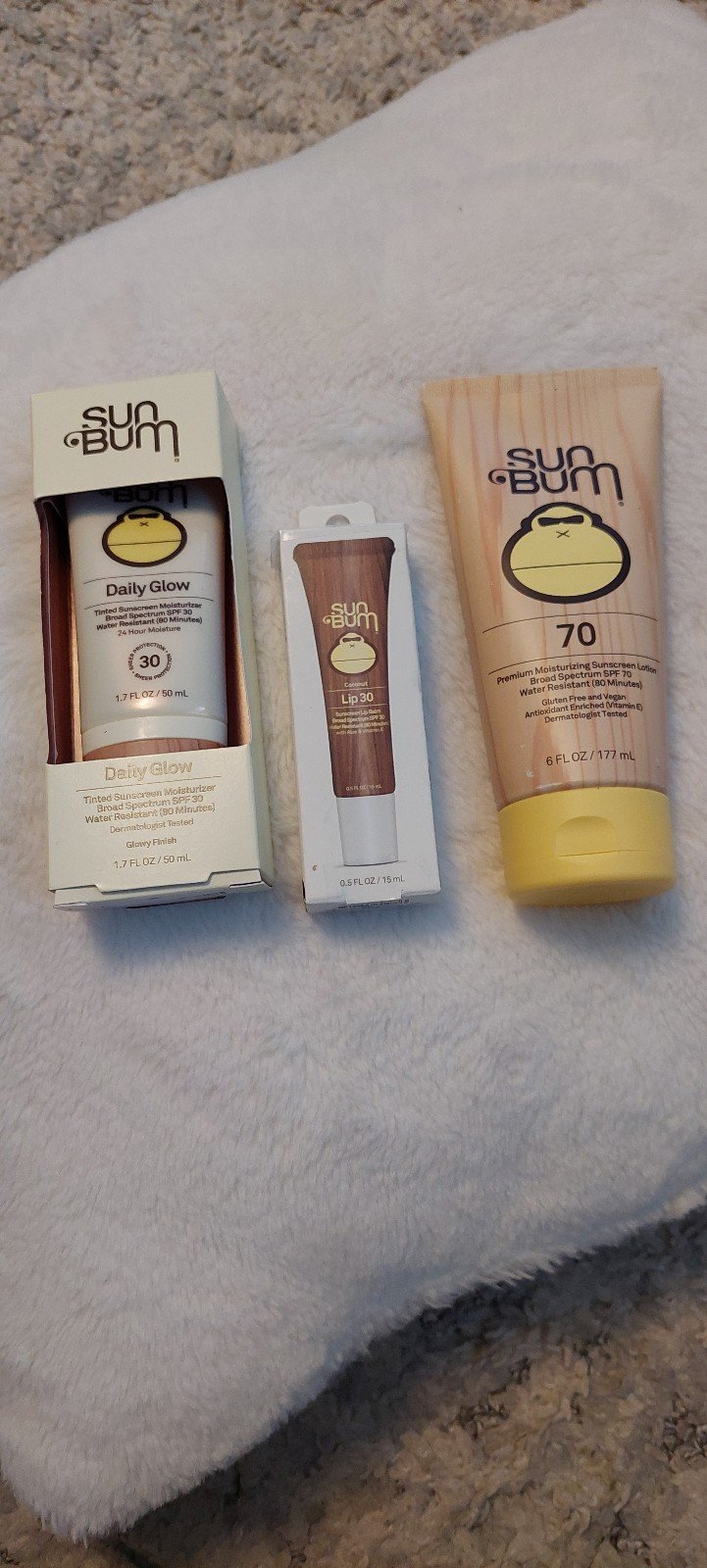 Sun Bum Set, Daily Glow, Lip, and Sunscreen Lotion.