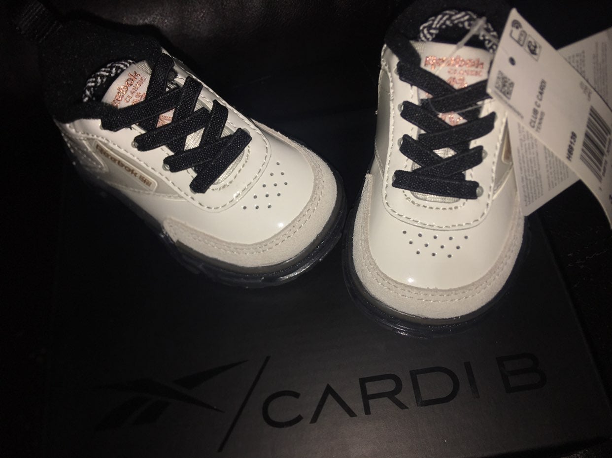 Baby shoes size 3