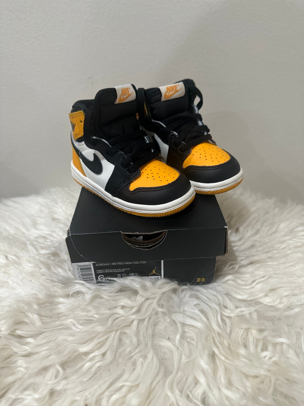 Jordan 1 Taxi 6c