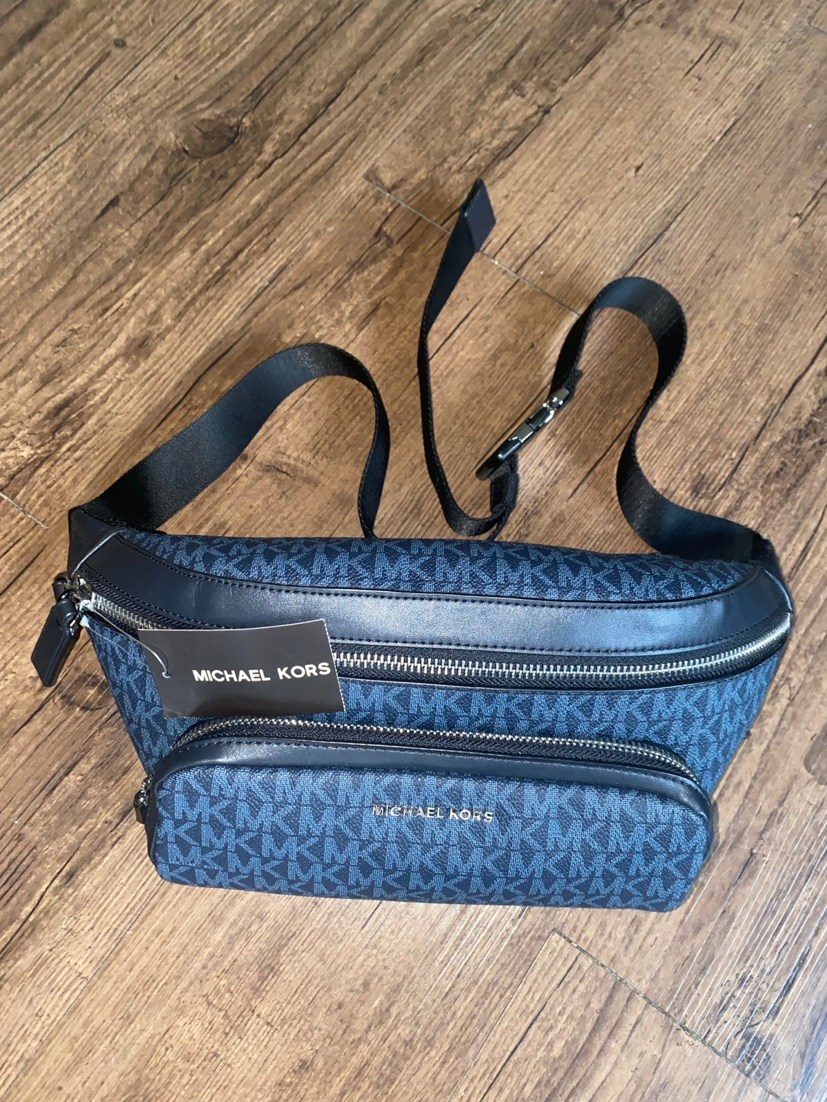michael kors utility belt bag