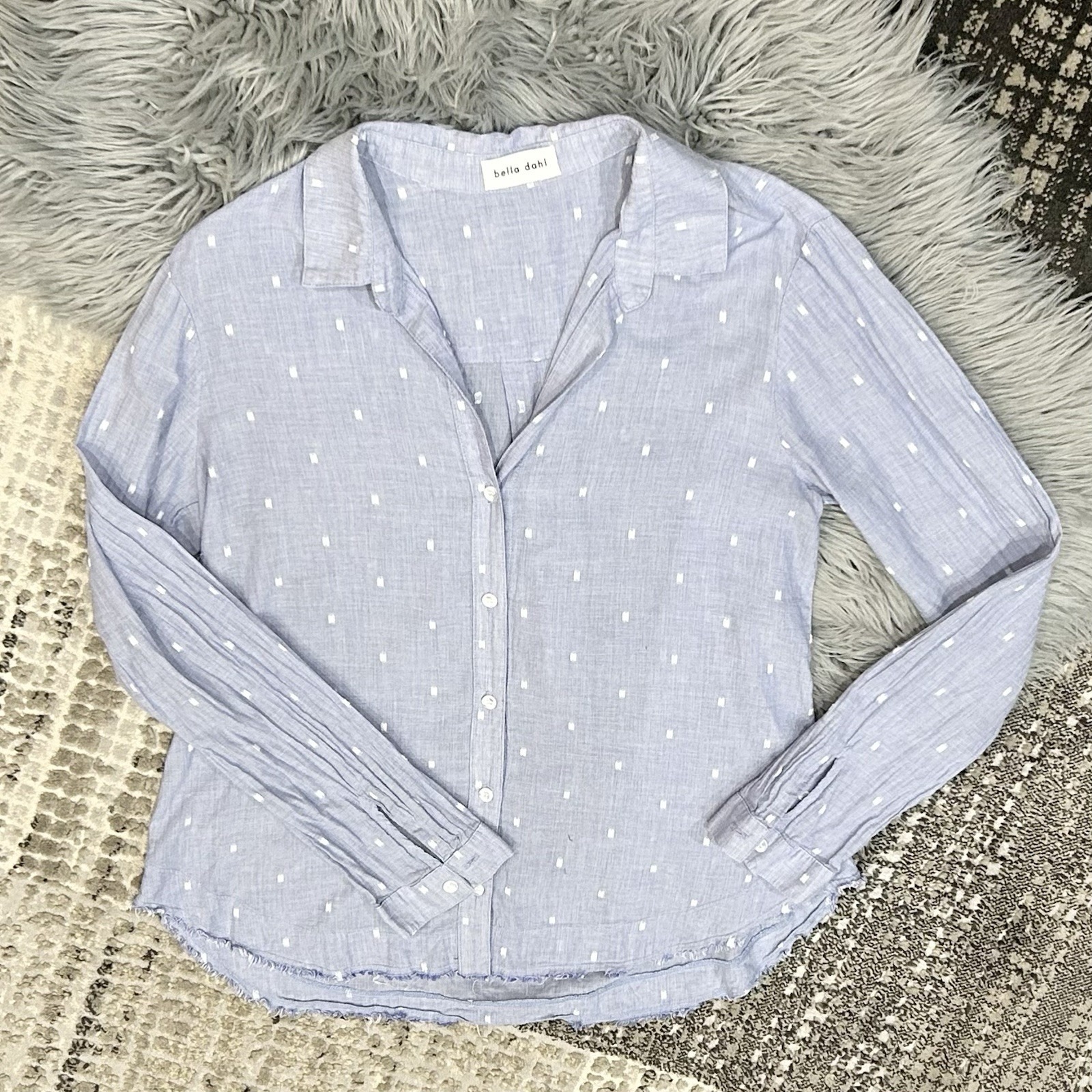 Bella Dahl Women's Frayed Hem Button Down Blouse In A Polka Dot Pattern Size Med