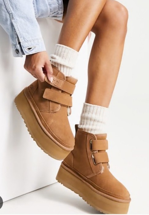 Ugg Neumel Platform double strap Boot Chestnut big Kid 3