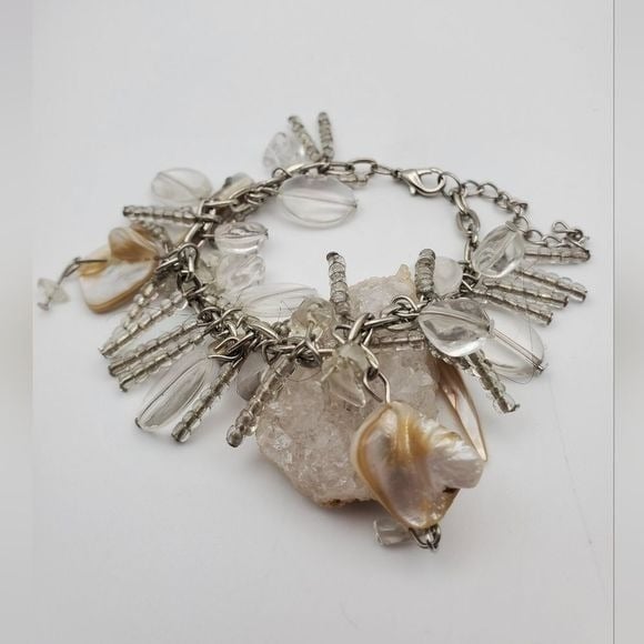Mother of pearl clear beaded‎ dangle bracelet B1535