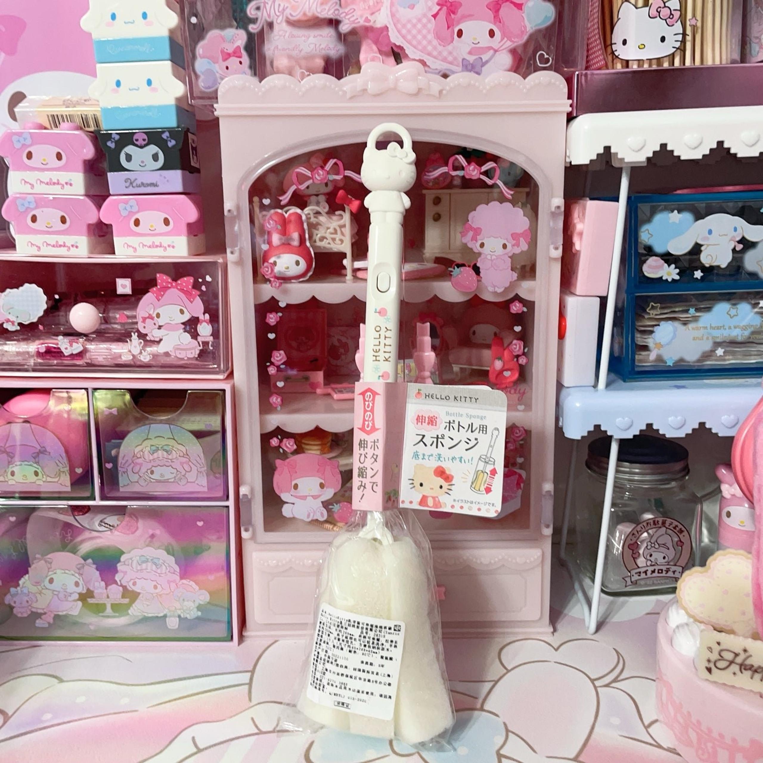 Sanrio Hello Kitty Expandable Bottle Sponge