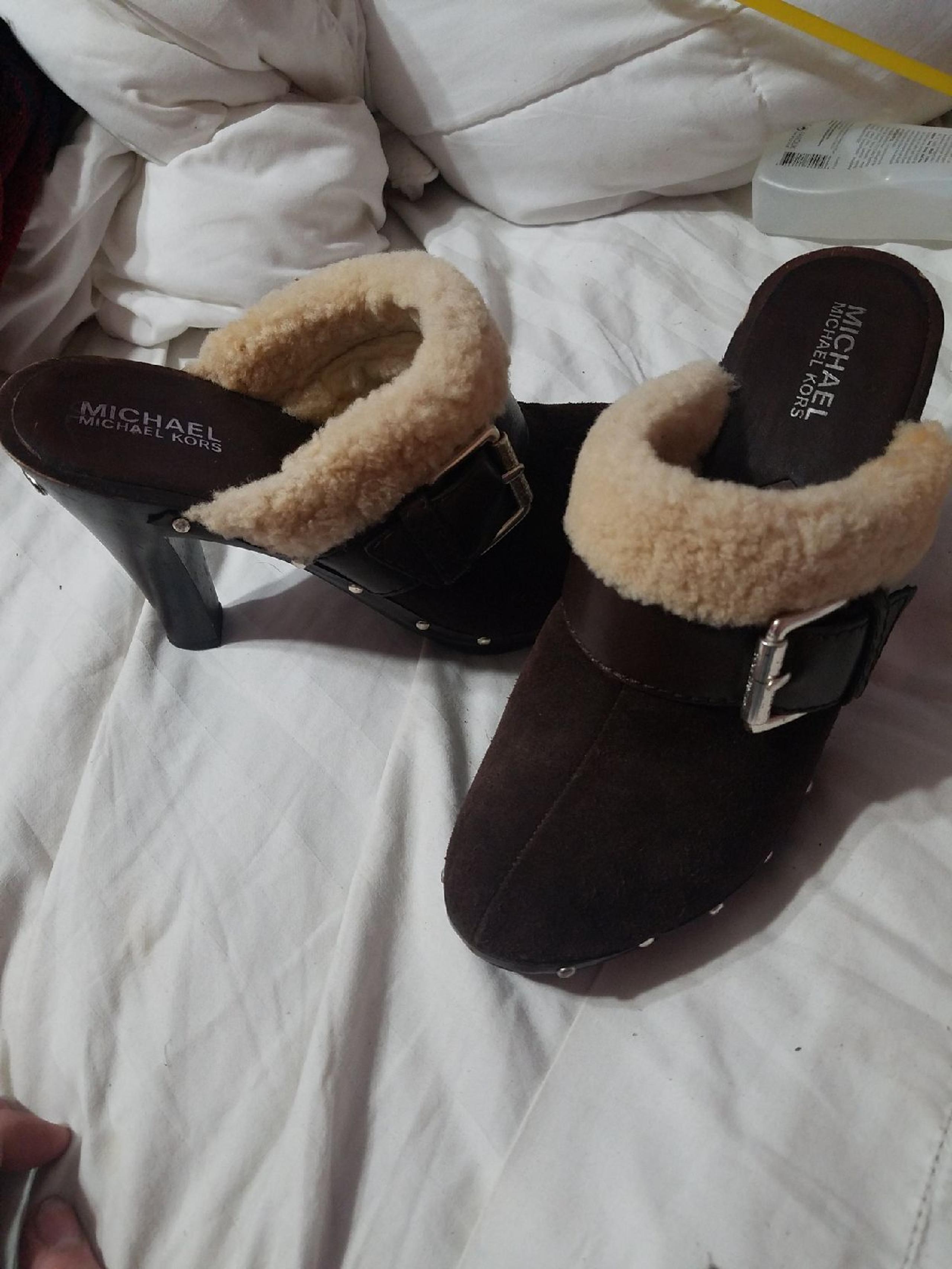 Size 6 michael kors mule clog heels . Be