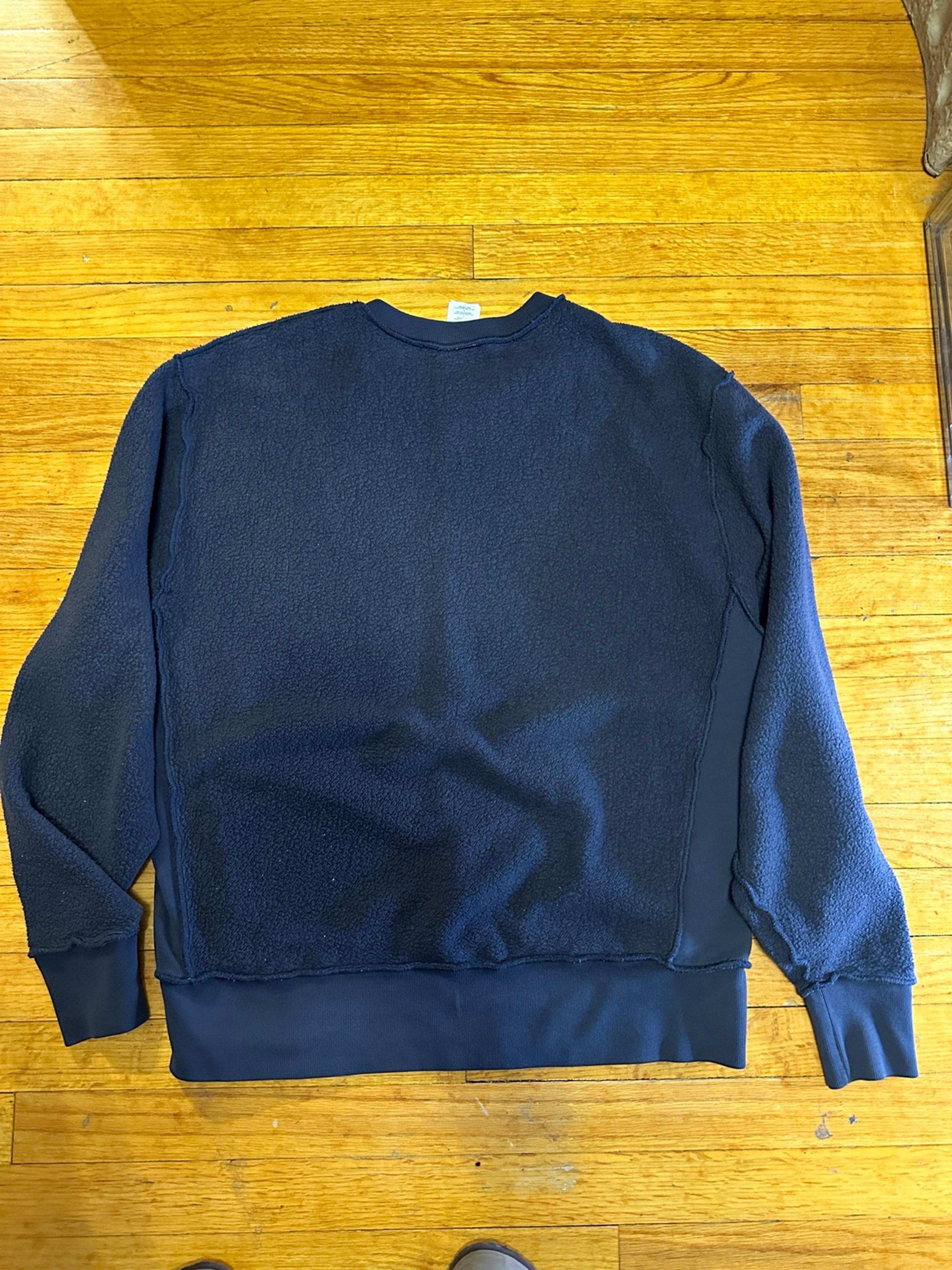 Men’s Size Large Navy Blue Pocket Sweater - ZARA