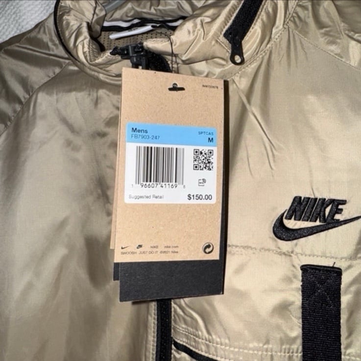 Nike Tech Men’s Jacket Woven N24 Lined Loose Fit Packable Medium FB7903-247 150
