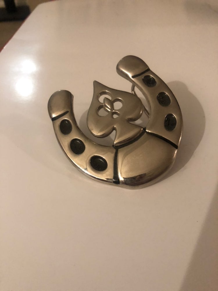 belt buckle