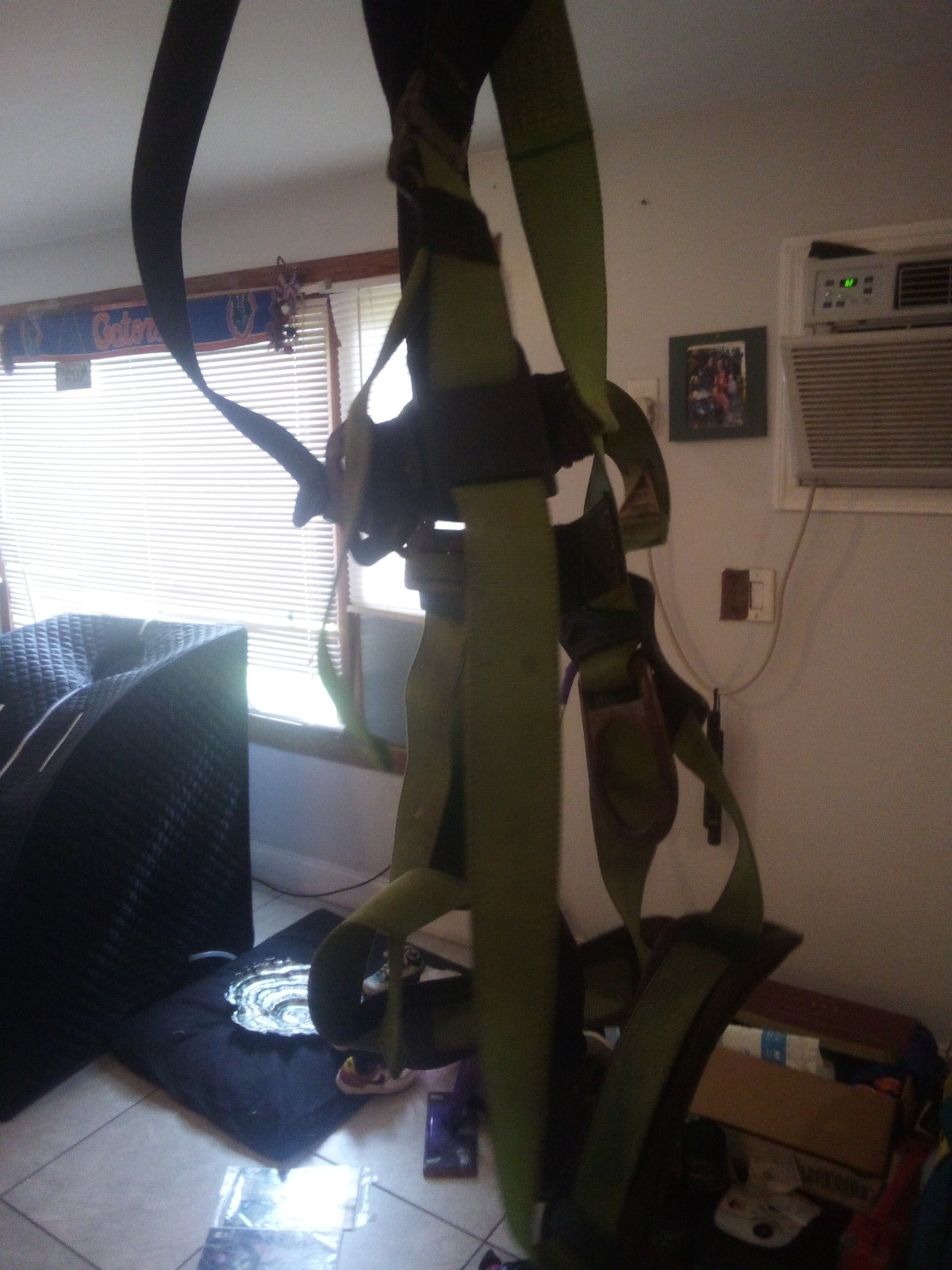 2 full body lanards for safety tie offs
