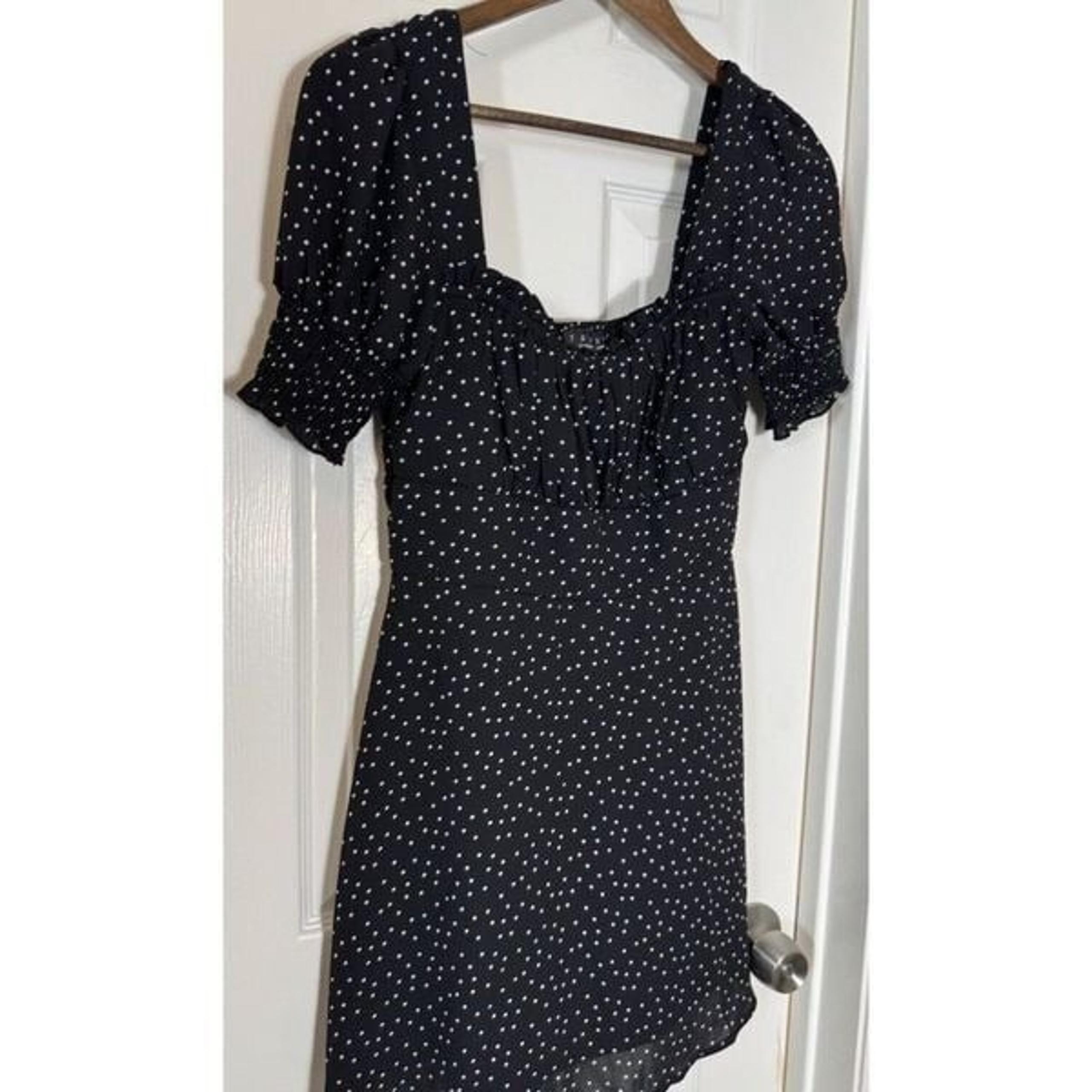 Trixxi Black & White Polka dot Milkmaid Babydoll Minidress Puff Sleeve Coquette