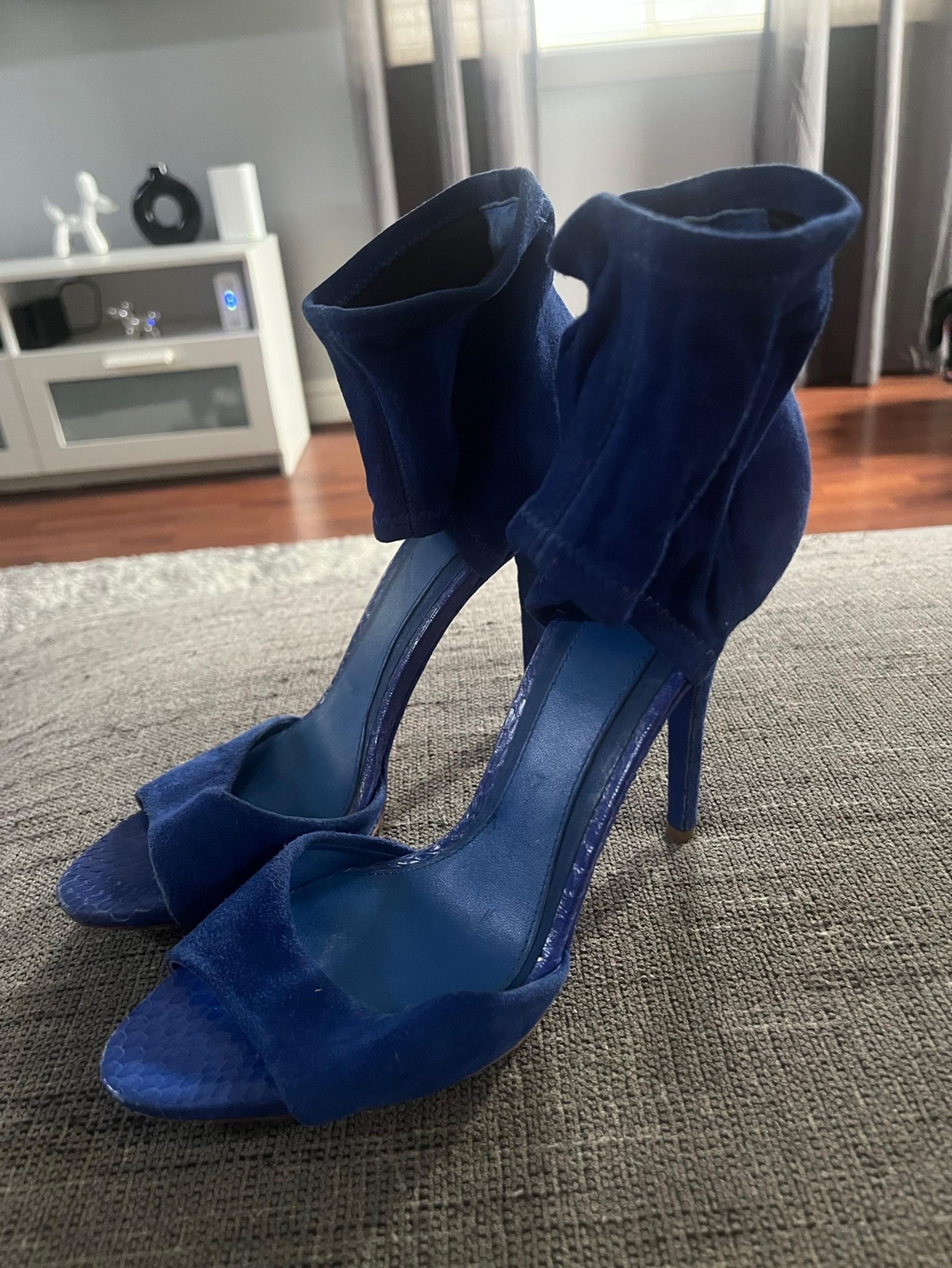 Brian Atwood Designer Blue Suede Ankle Heels Sz 7.5