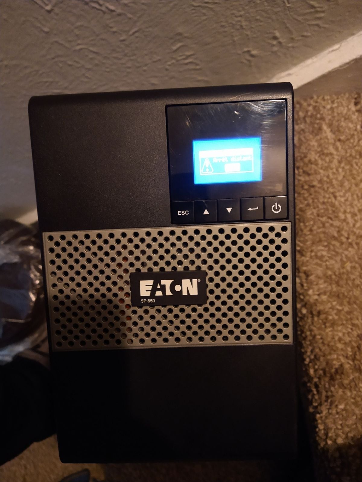 Eaton so 850 back up battery