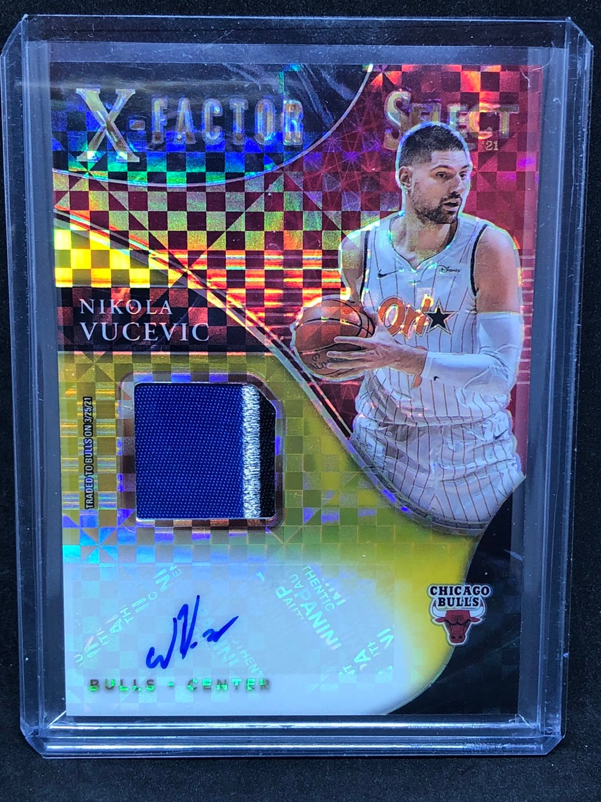 2020-21 Panini Select Prizm Nikola Vucevic X-Factor Patch Auto Gold 4/10 Bulls