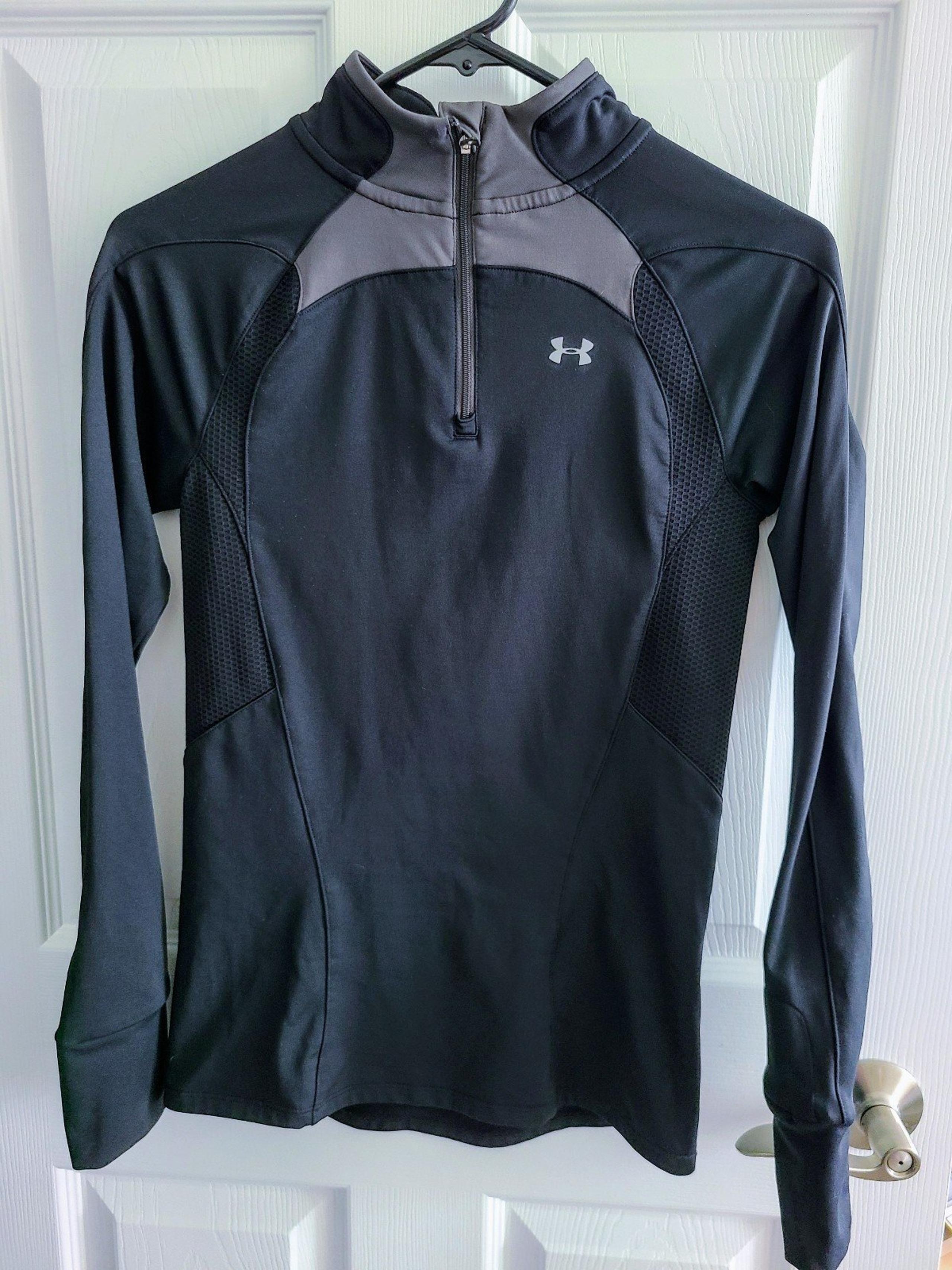 Under Armour Women Sz Sm ColdGear quarter Zip Long Sleeve athletic pullover