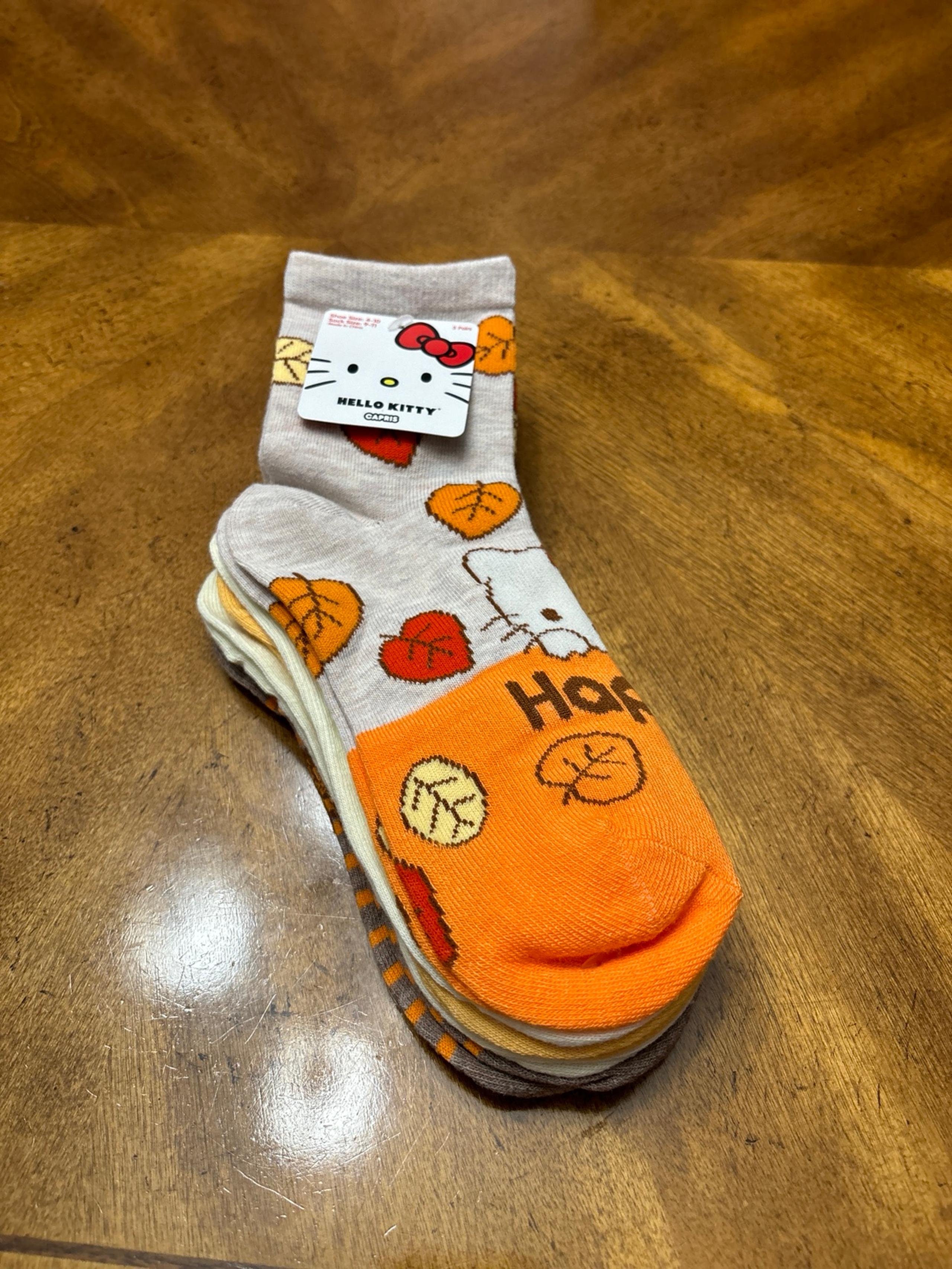 Hello Kitty socks