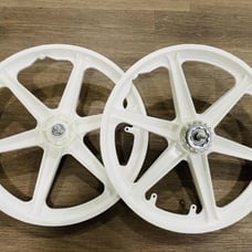 Pair of 20 Bicycle Mag Wheels Set 6 SPOKE WHITE FOR GT DYNO HARO any BMX BIKE