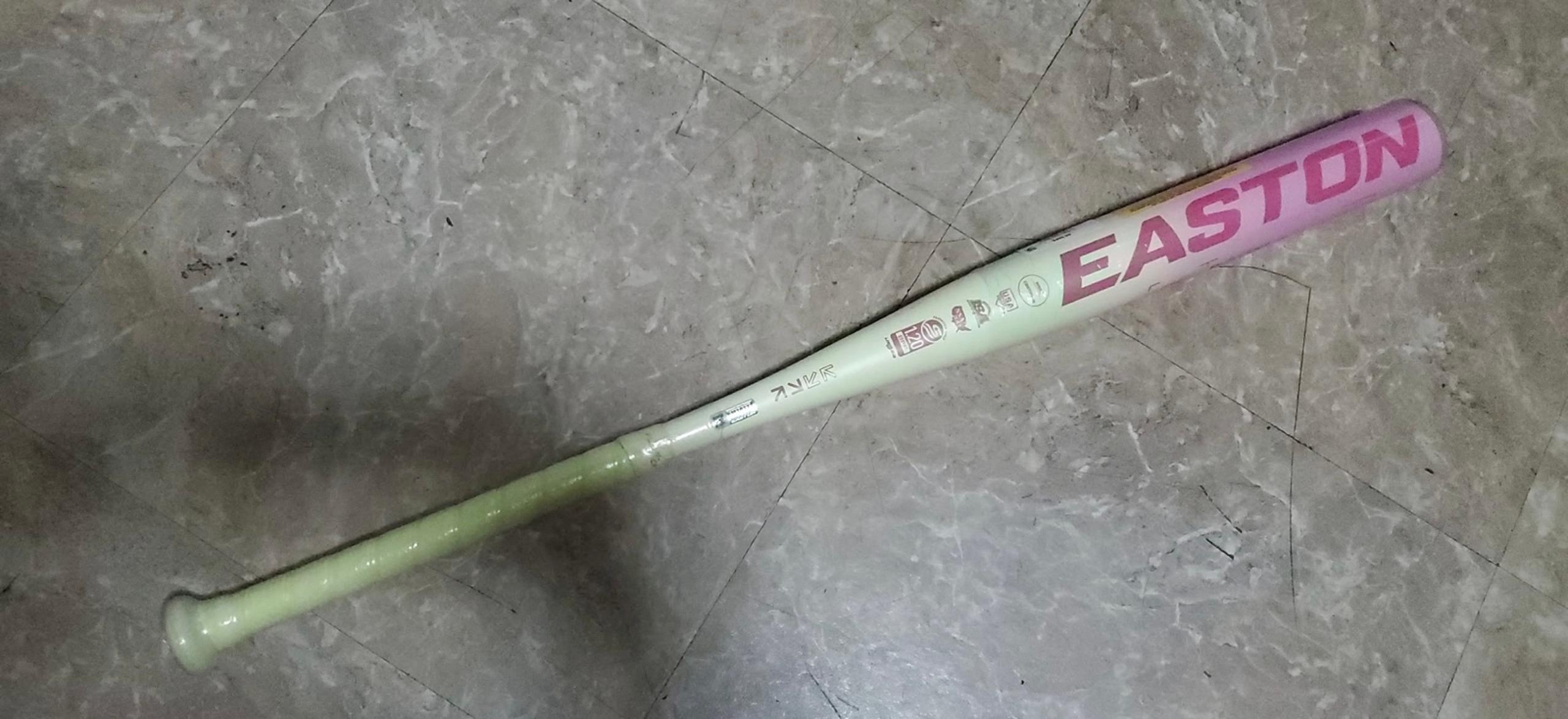 Easton Ghost Unlimited PINK LEMONADE Fastpitch Softball Bat Sz 32in