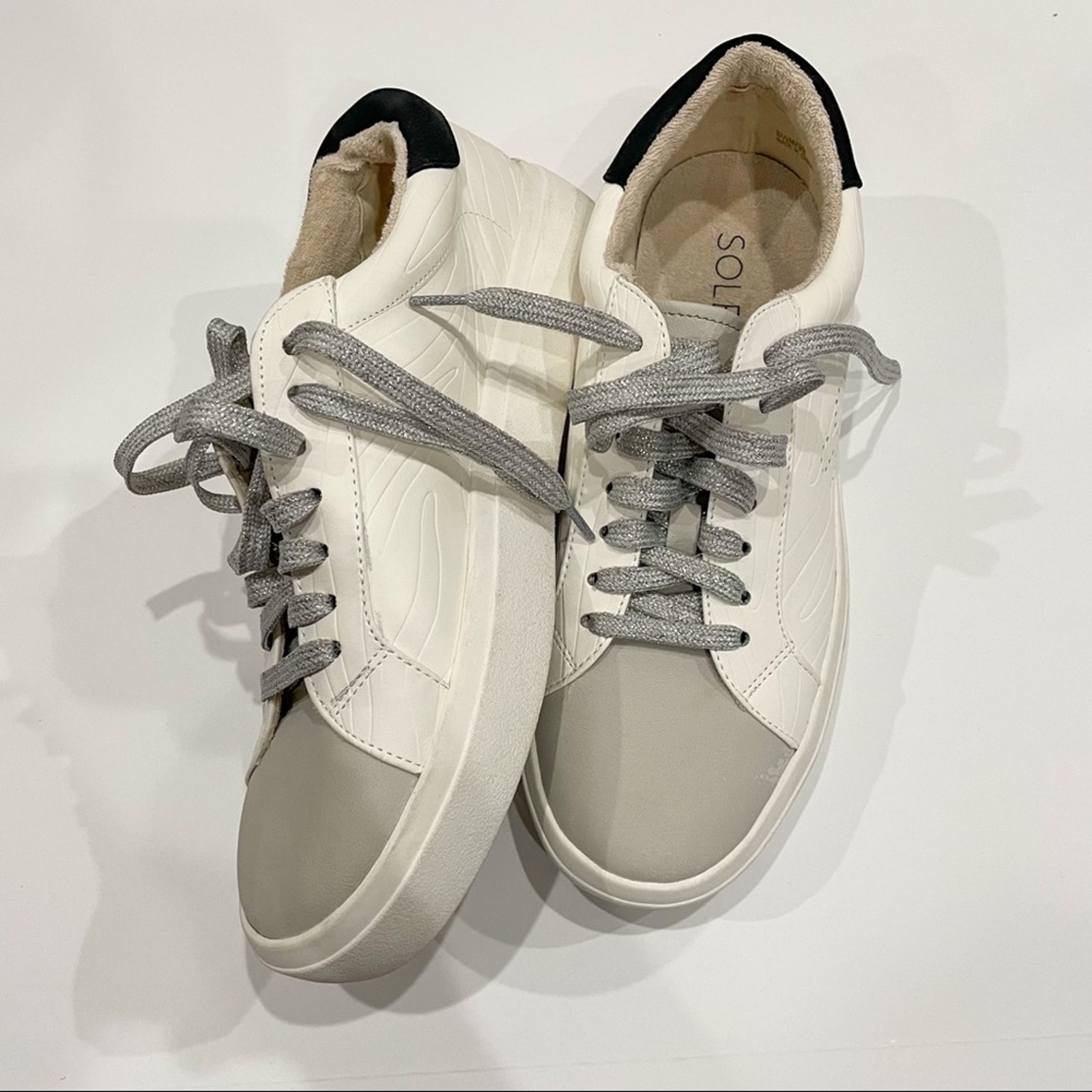 Sole Society Perforated Sneakers NWOT white