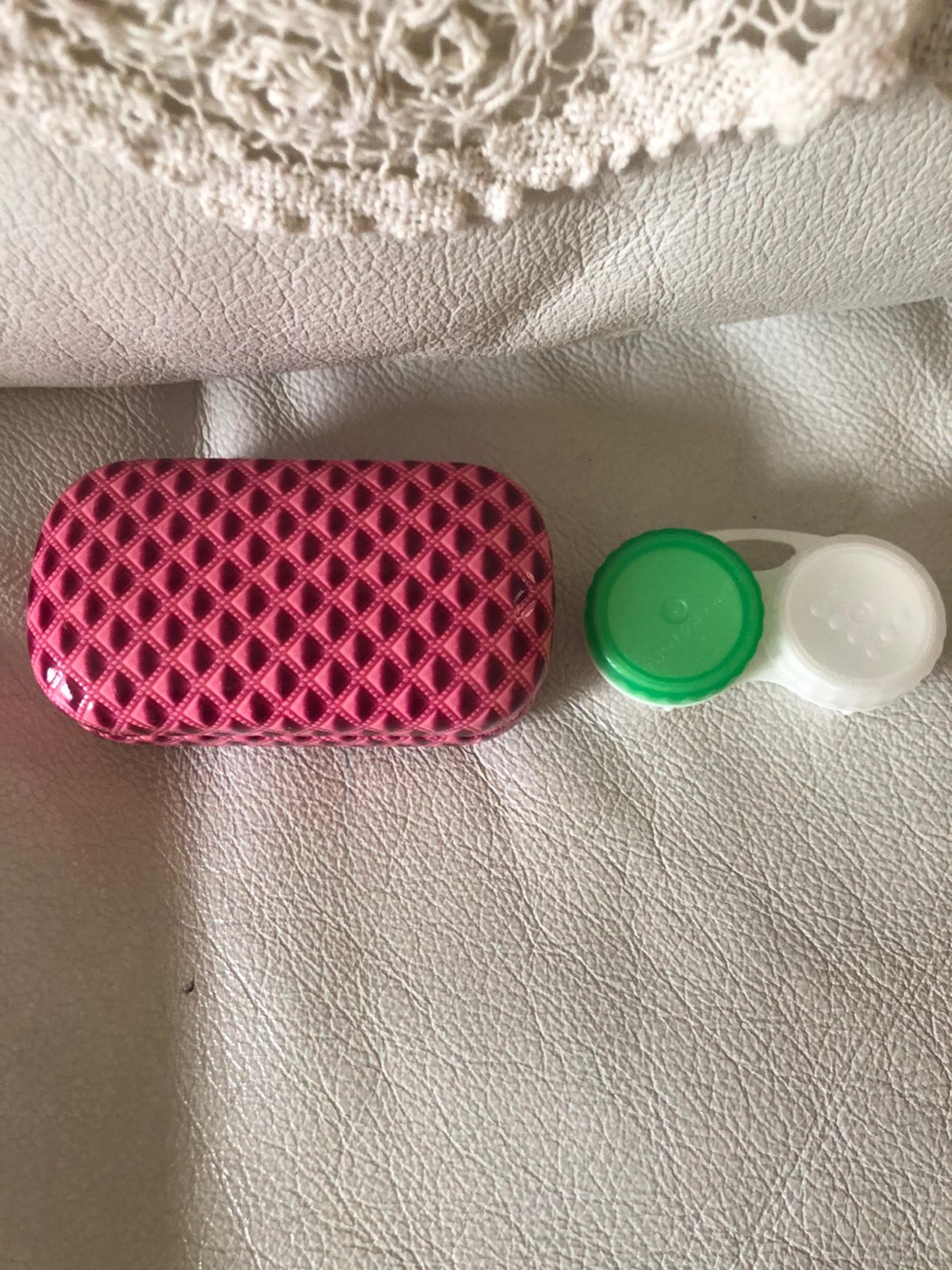 Contact case