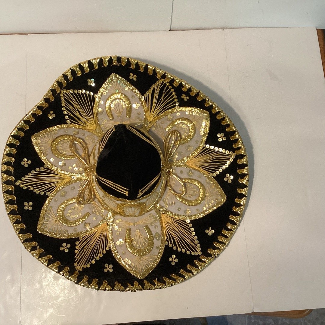 vintage sombrero pigalle xxxxx mariachi black velvet/white gold trim Mexico