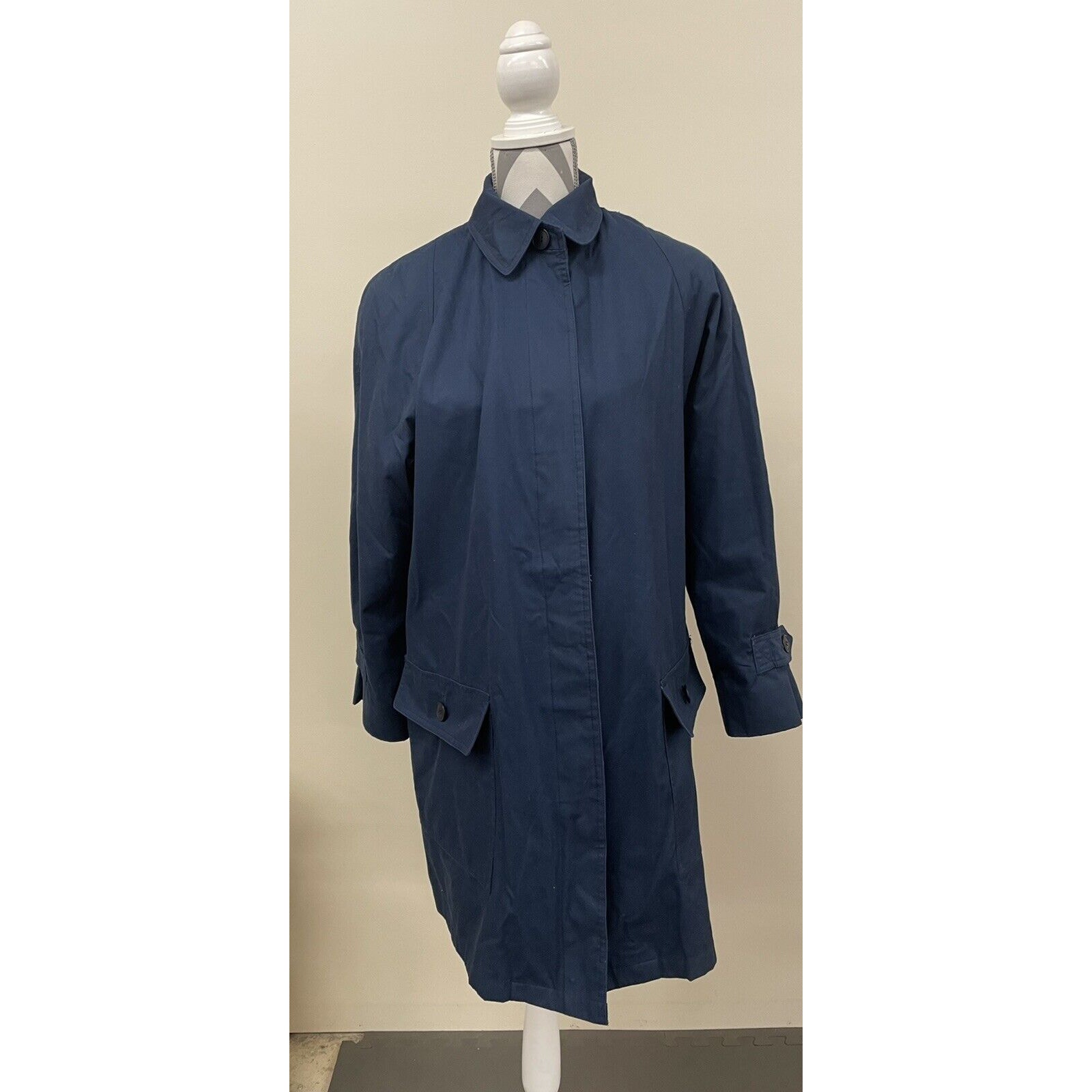 LONDON FOG LIMITED EDITION Womens Size 8 Navy Blue Lined All Weather Coat Chrty