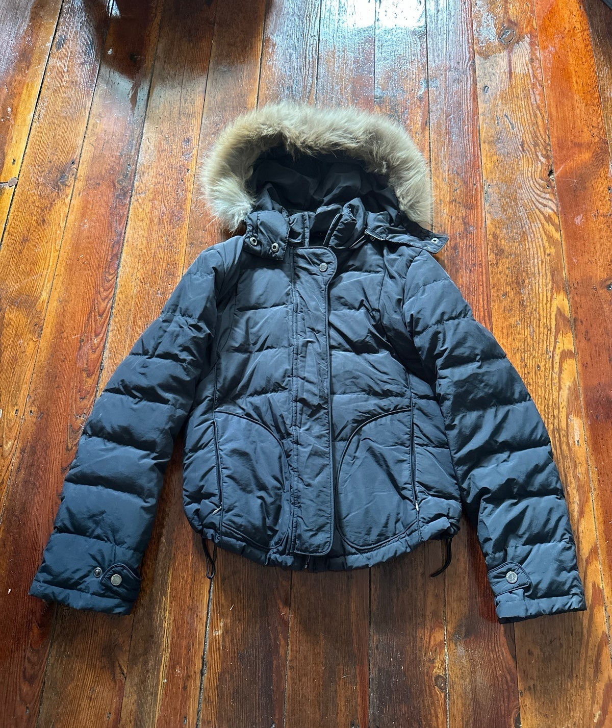 Calvin Klein Goose Down puffer jacket with raccoon fur hood, size small