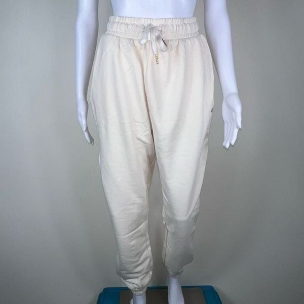 WeWoreWhat Solid Sweat Pants in Off White (S)