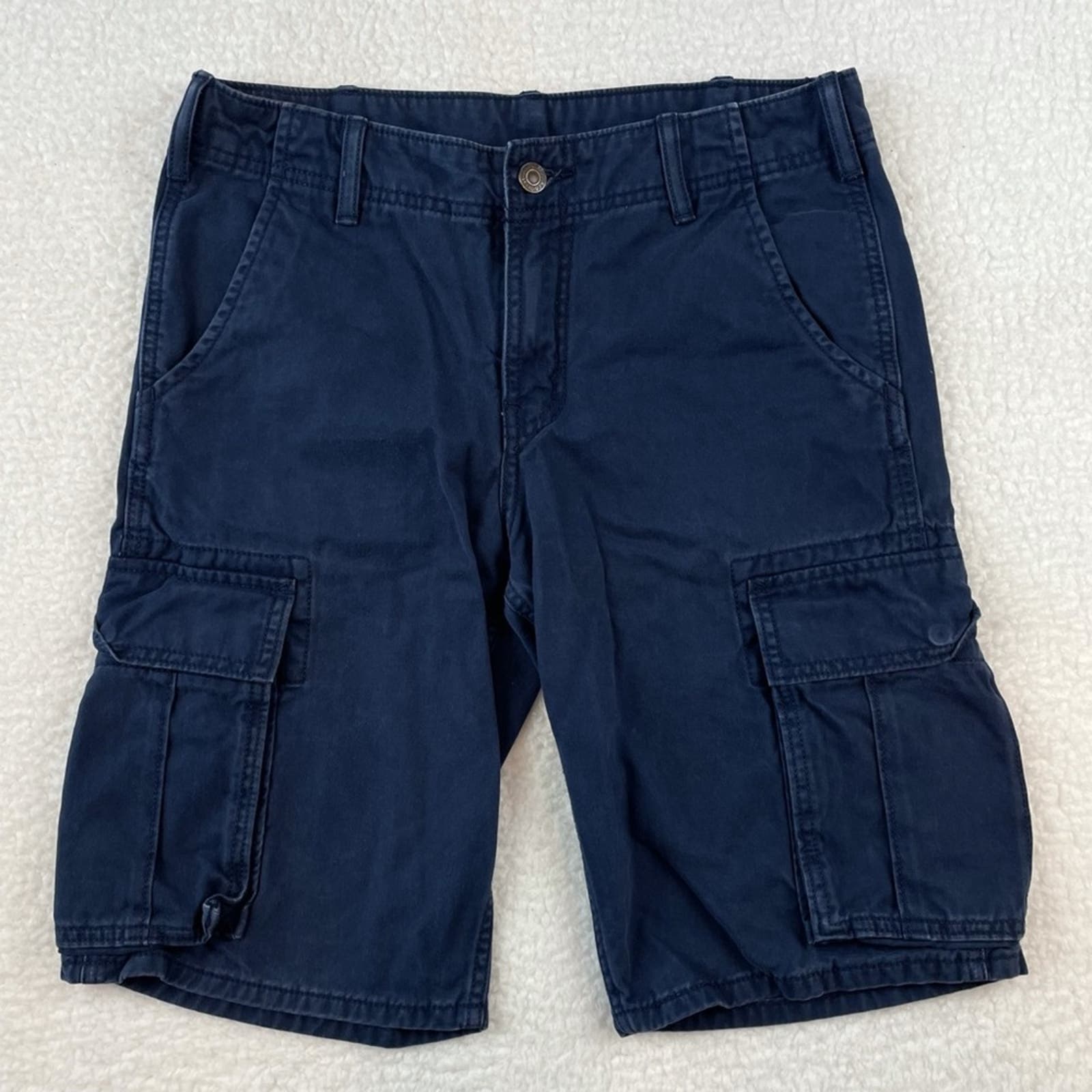 LEVI’S • Blue Cotton Cargo Shorts