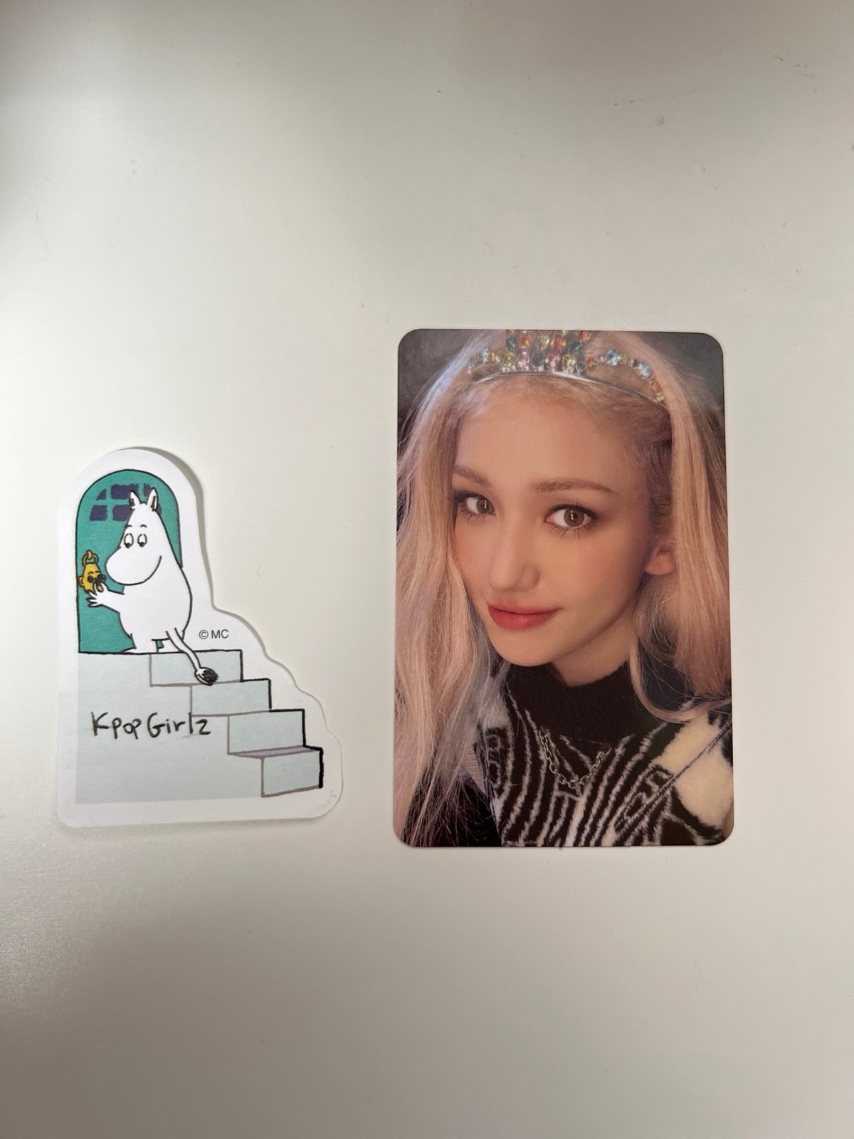 Somi XOXO Limited Edition Holographic Album Photocard