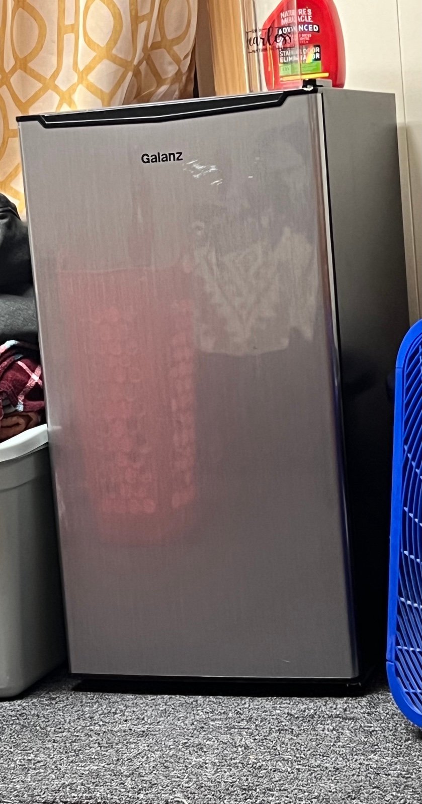 Galanz mini fridge