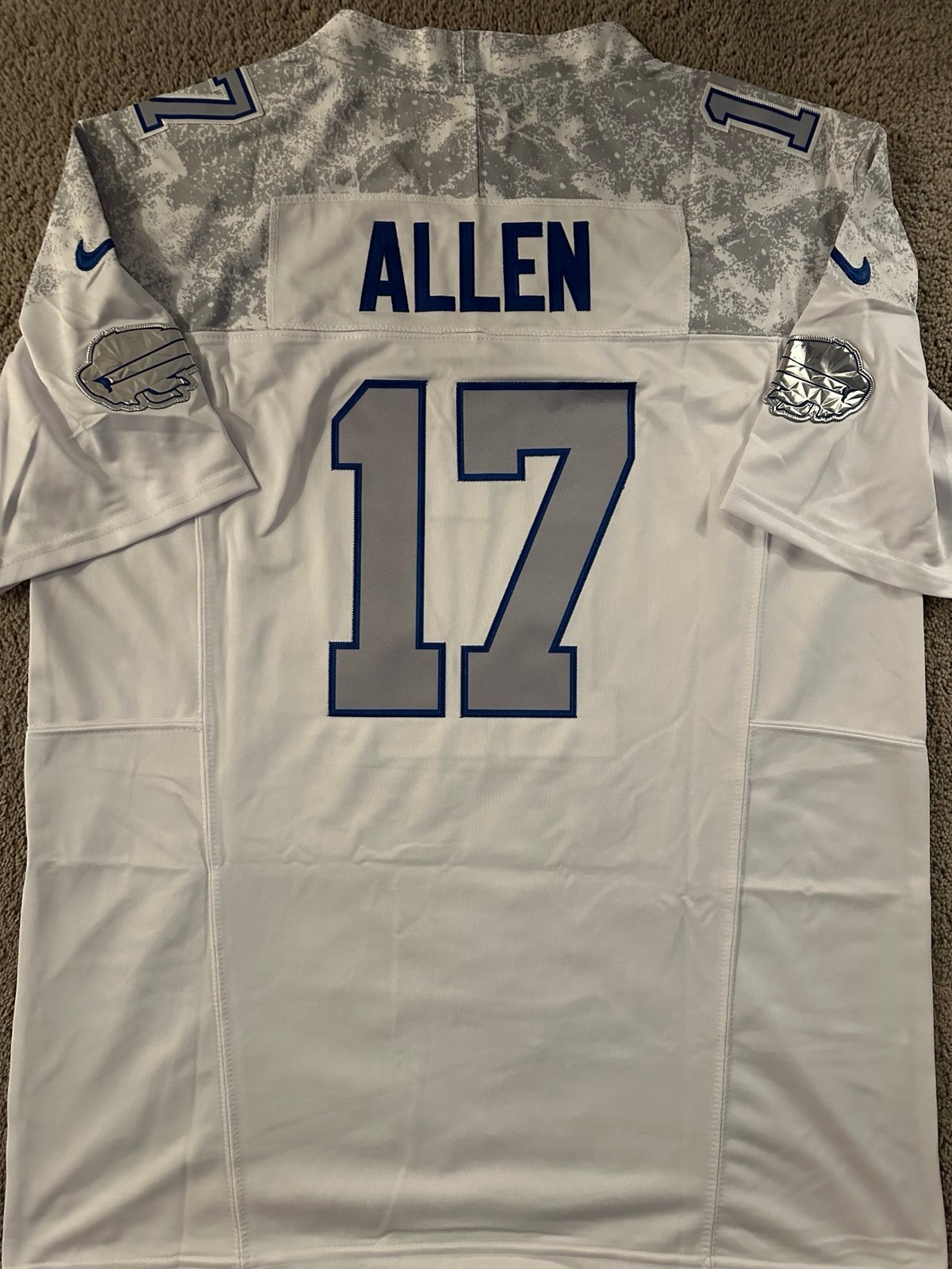 JOSH ALLEN Buffalo BILLS NFL/ ADULT SIZE LARGE (L)  STITCHED- #17.