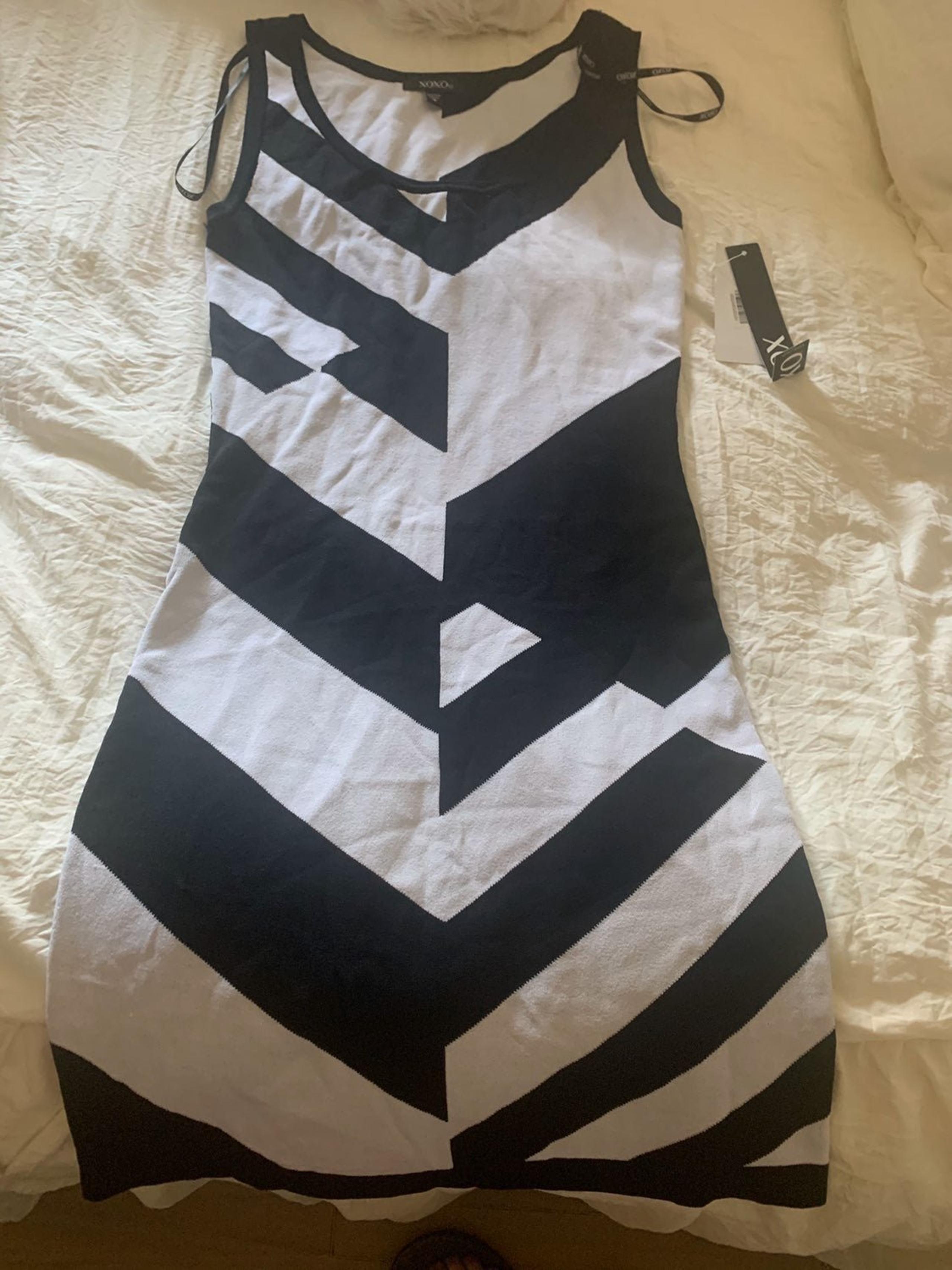Dress black and white striped dress body