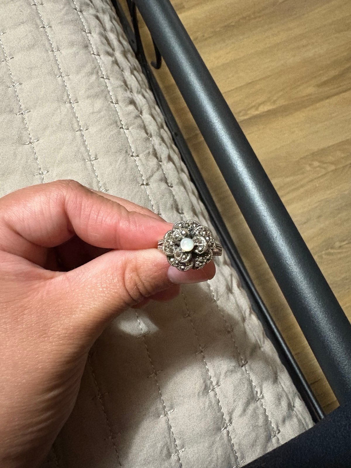 Size 7 Flower Ring