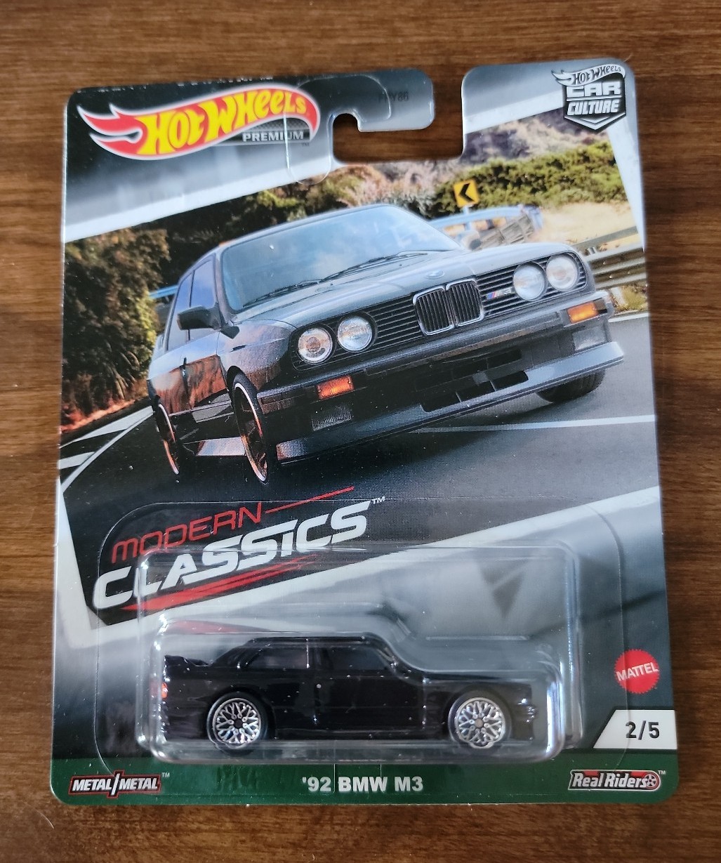 Hot Wheels Premium Modern Classics 92 BMW M3 Hot Wheels Premium Modern Classics 92 BMW M3