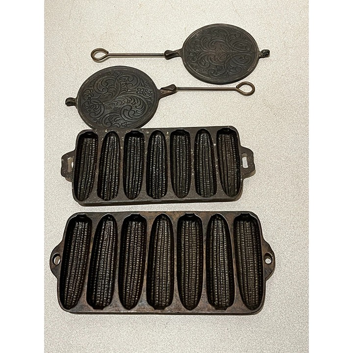 Lot Antique Cast Iron Wafer Pizzelle Cookie Press 2 corn bread pans wagner ware