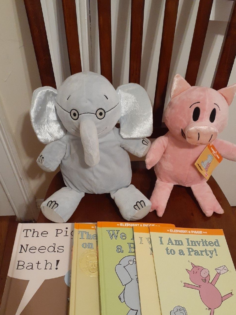 Elephant and Piggy Plush and Books