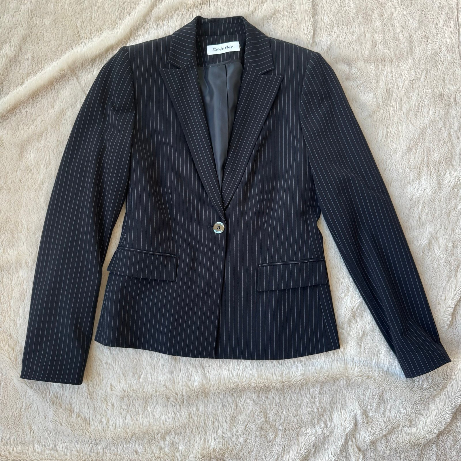 Calvin Klein one button blazer
