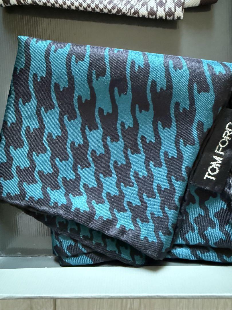 TOM FORD Houndstooth Handkerchief
